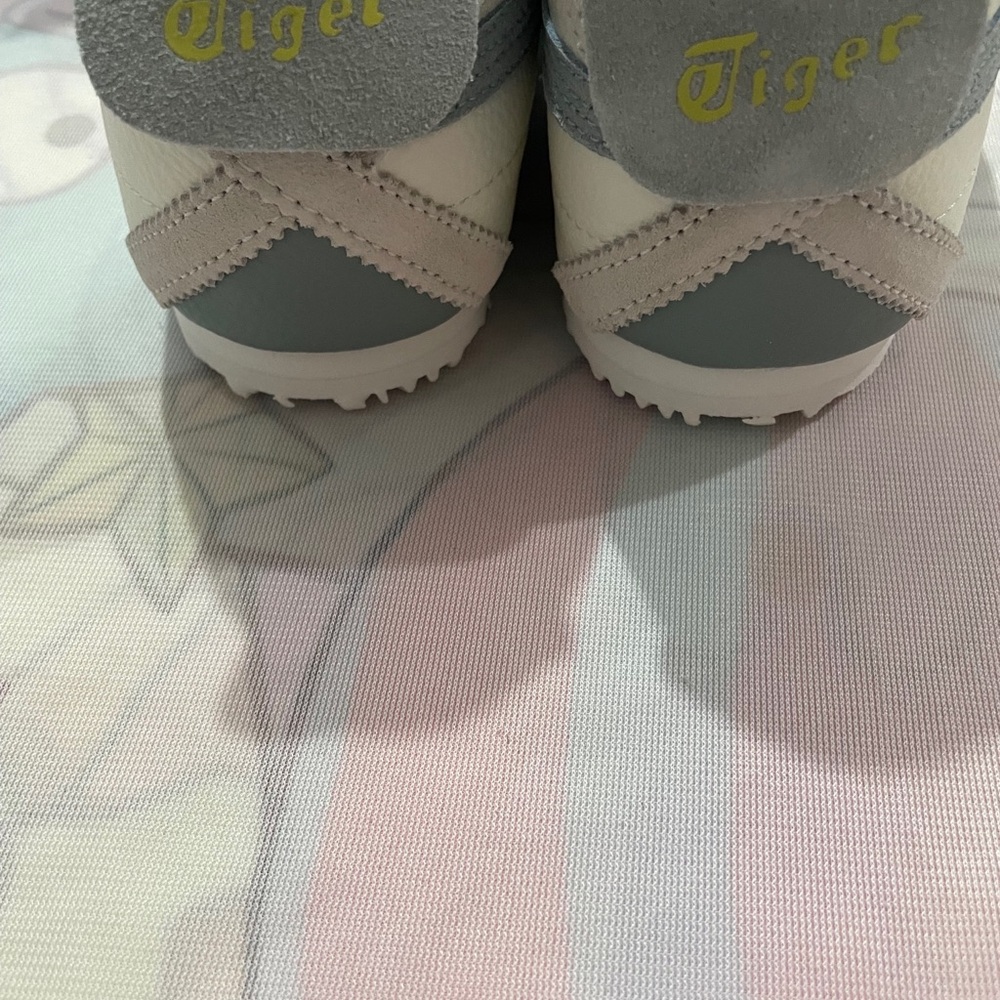 Onitsuka Tiger by Asics White with Light Gray and Lime Accent Sneakers - Picture 9 of 10